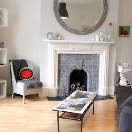 Trendy 2Bd Flat In West Hampstead Lägenhet London Exteriör bild